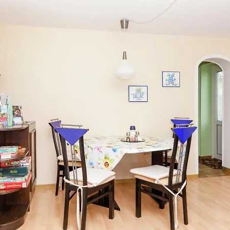 Welcoming Apartment In Betzenrod Near Lake شقة *