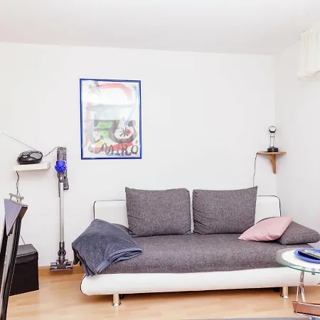 Welcoming Apartment In Betzenrod Near Lake *